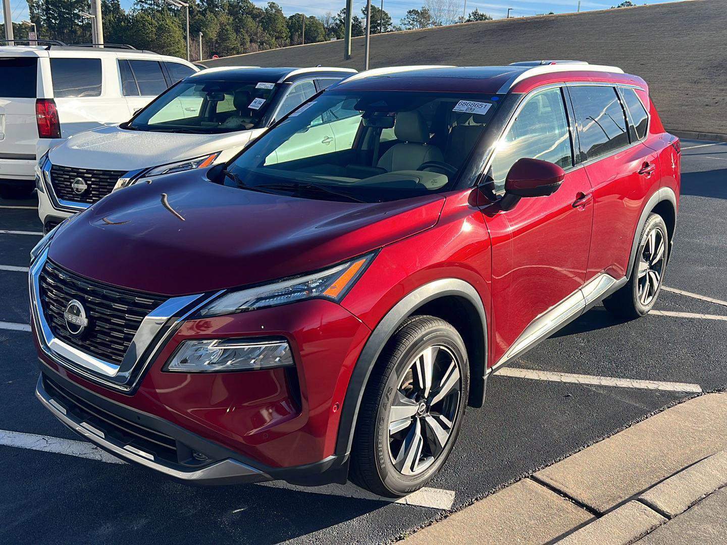 Used 2022 Nissan Rogue SL w/ SL Premium Package