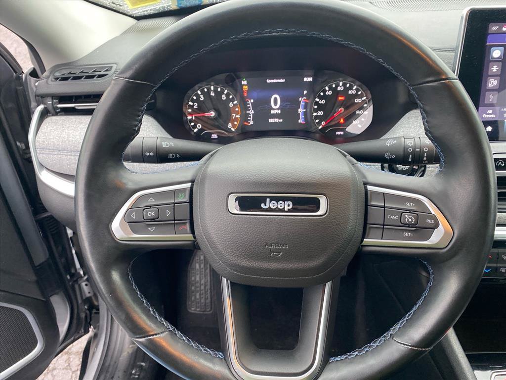 Used 2022 Jeep Compass Latitude w/ Convenience Group AWD/4WD image 10