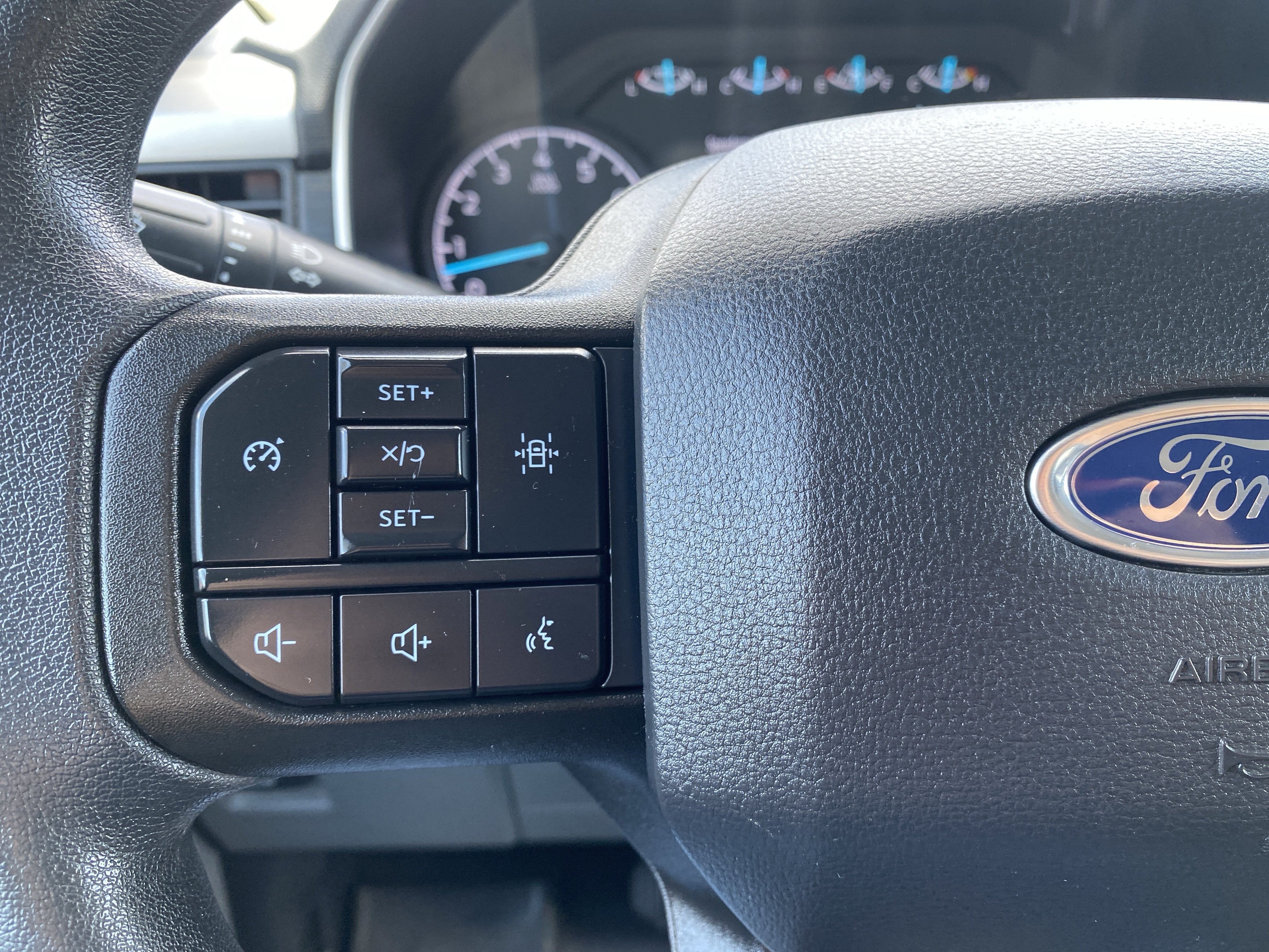 Used 2022 Ford F150 XLT w/ Trailer Tow Package AWD/4WD image 16