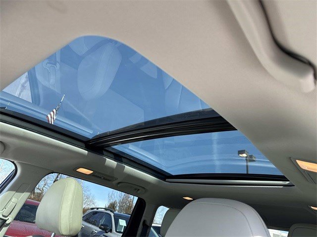 Used 2019 Subaru Ascent Limited w/ Popular Package #3 image 16