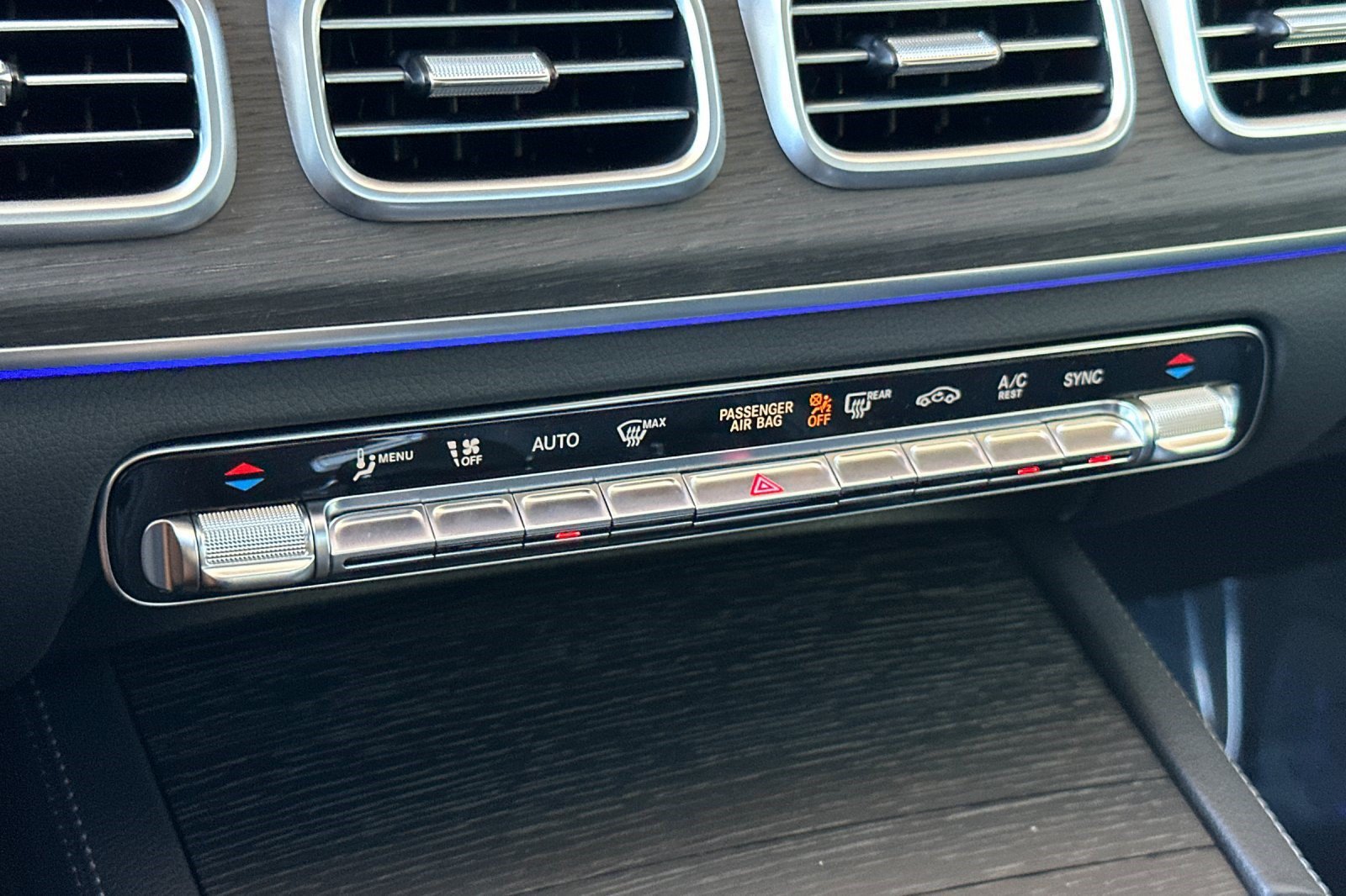 New 2026 Mercedes-Benz GLE 580 4MATIC image 18