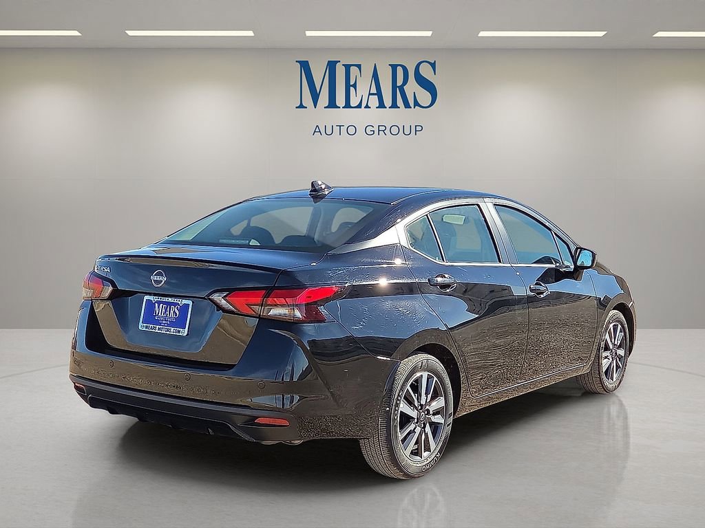 Used 2025 Nissan Versa SV image 5