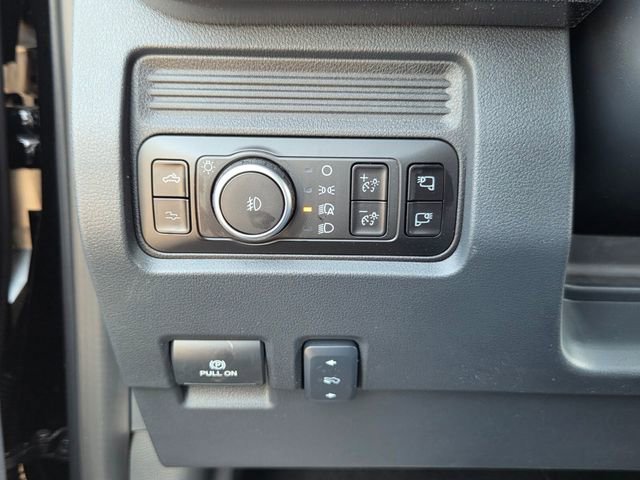 New 2026 Ford F350 Platinum w/ FX4 Off-Road Package image 54