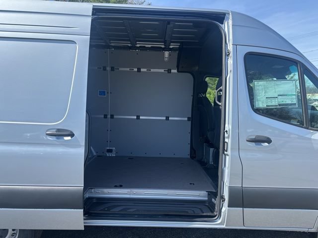 New 2025 Mercedes-Benz Sprinter 2500 image 33