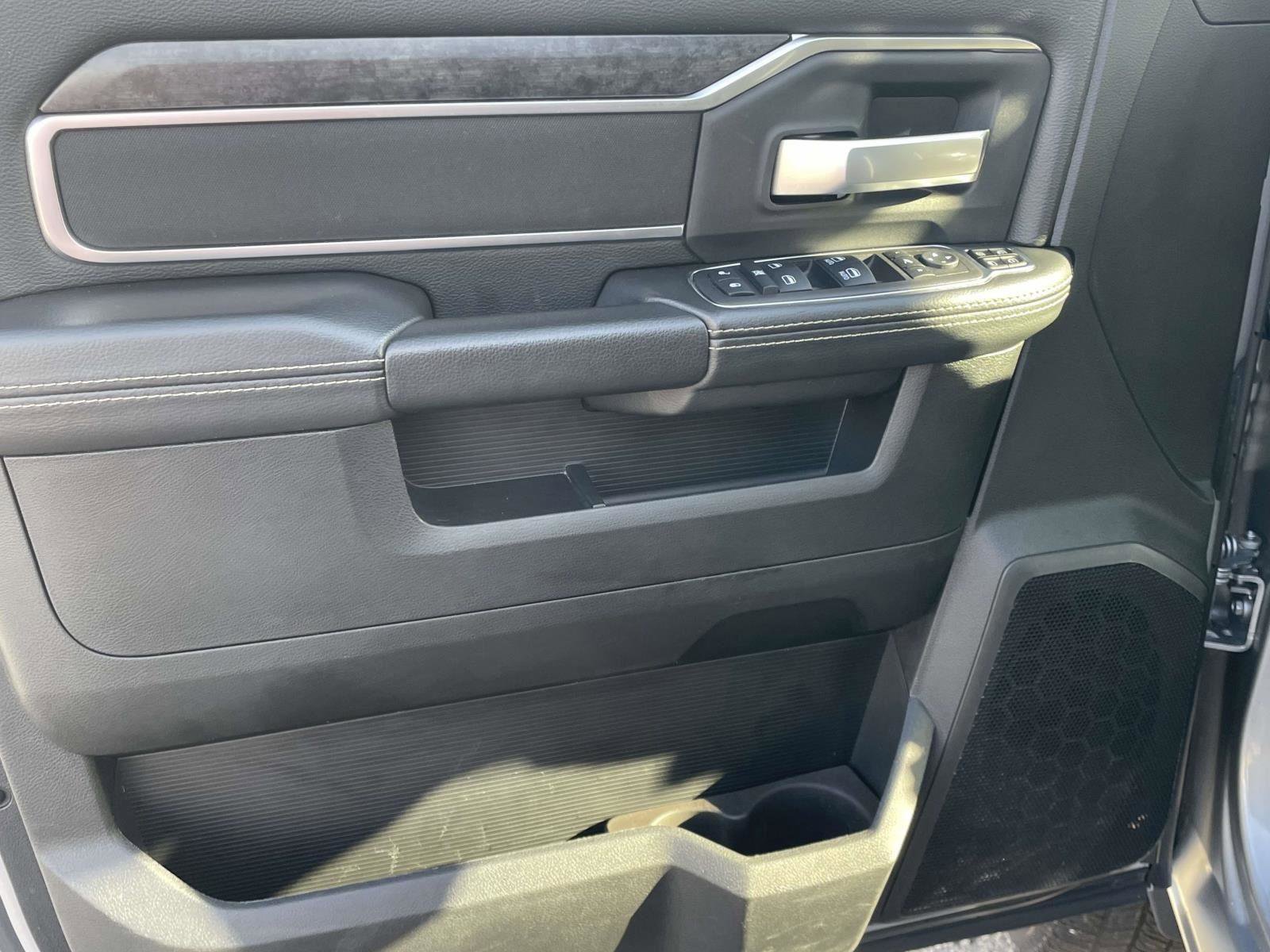 Used 2024 RAM 2500 Big Horn w/ Bed Utility Group image 14