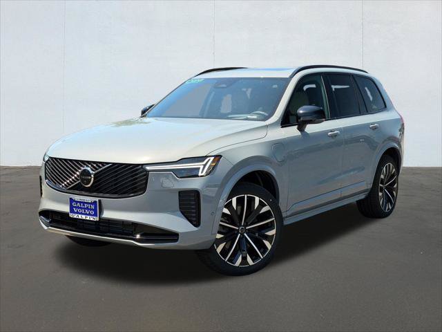 New 2026 Volvo XC90 T8 Ultra w/ Protection Package