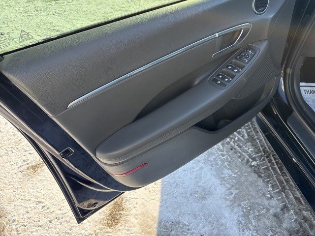 Used 2023 Hyundai Sonata SEL Plus image 9