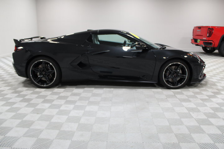 Used 2024 Chevrolet Corvette Stingray Preferred Conv w/ Z51 Performance Package RWD image 12