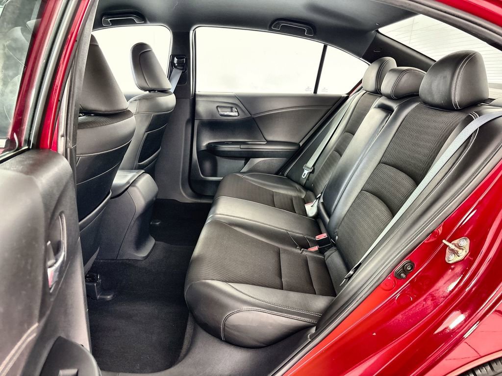 Used 2016 Honda Accord Sport image 23