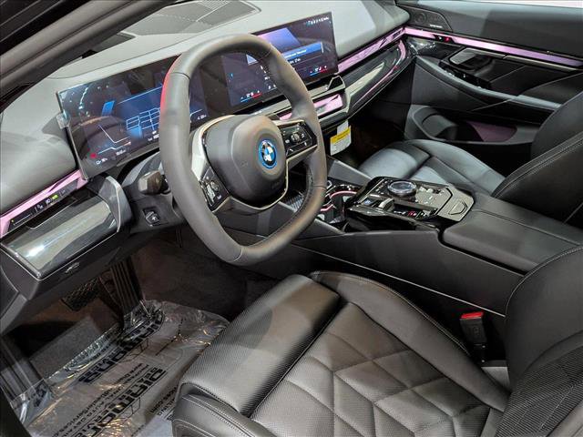 New 2026 BMW i5 eDrive40 image 3