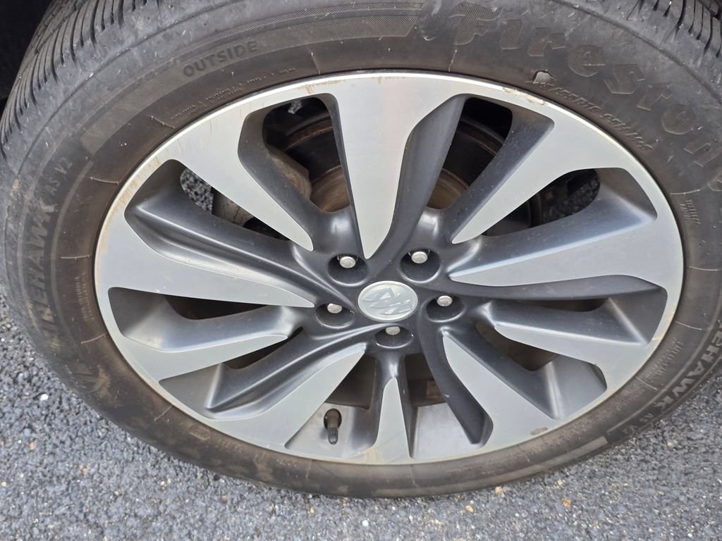 Used 2021 Buick Encore Preferred w/ Safety Package AWD/4WD image 9
