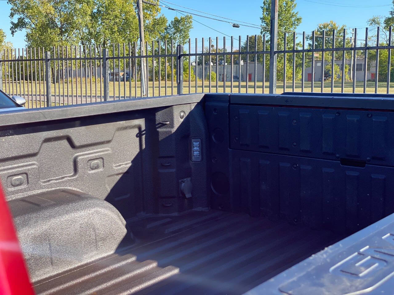 Used 2023 GMC Sierra 1500 SLT w/ SLT Premium Plus Package image 6