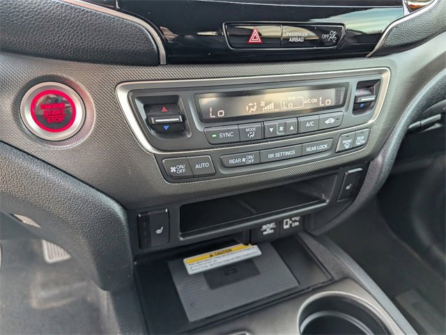 Used 2022 Honda Pilot TrailSport image 12