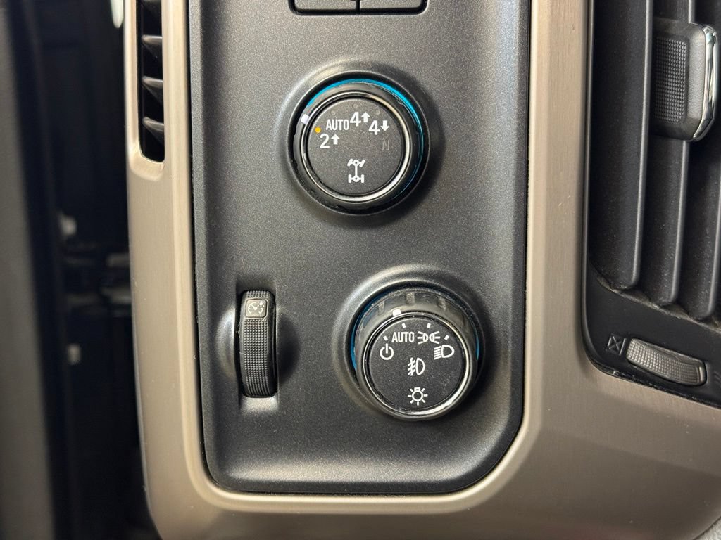 Used 2017 GMC Sierra 1500 Denali w/ Denali Ultimate Package AWD/4WD image 35