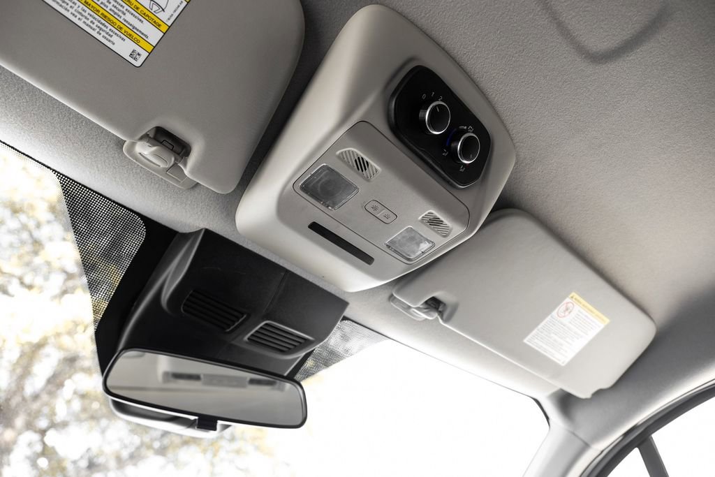 Used 2023 Ford Transit 350 XLT image 24