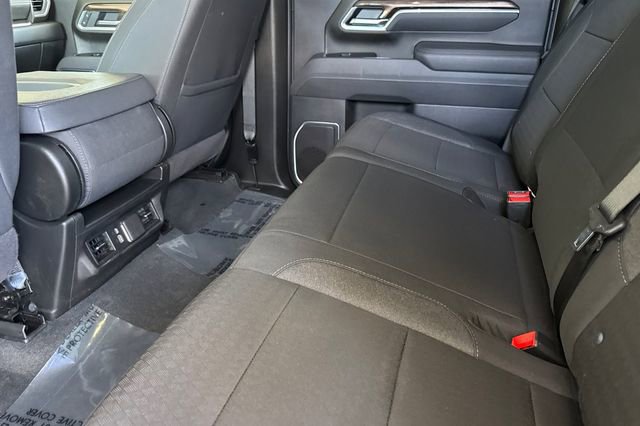 Used 2025 Chevrolet Silverado 2500 LT w/ Convenience Package image 14