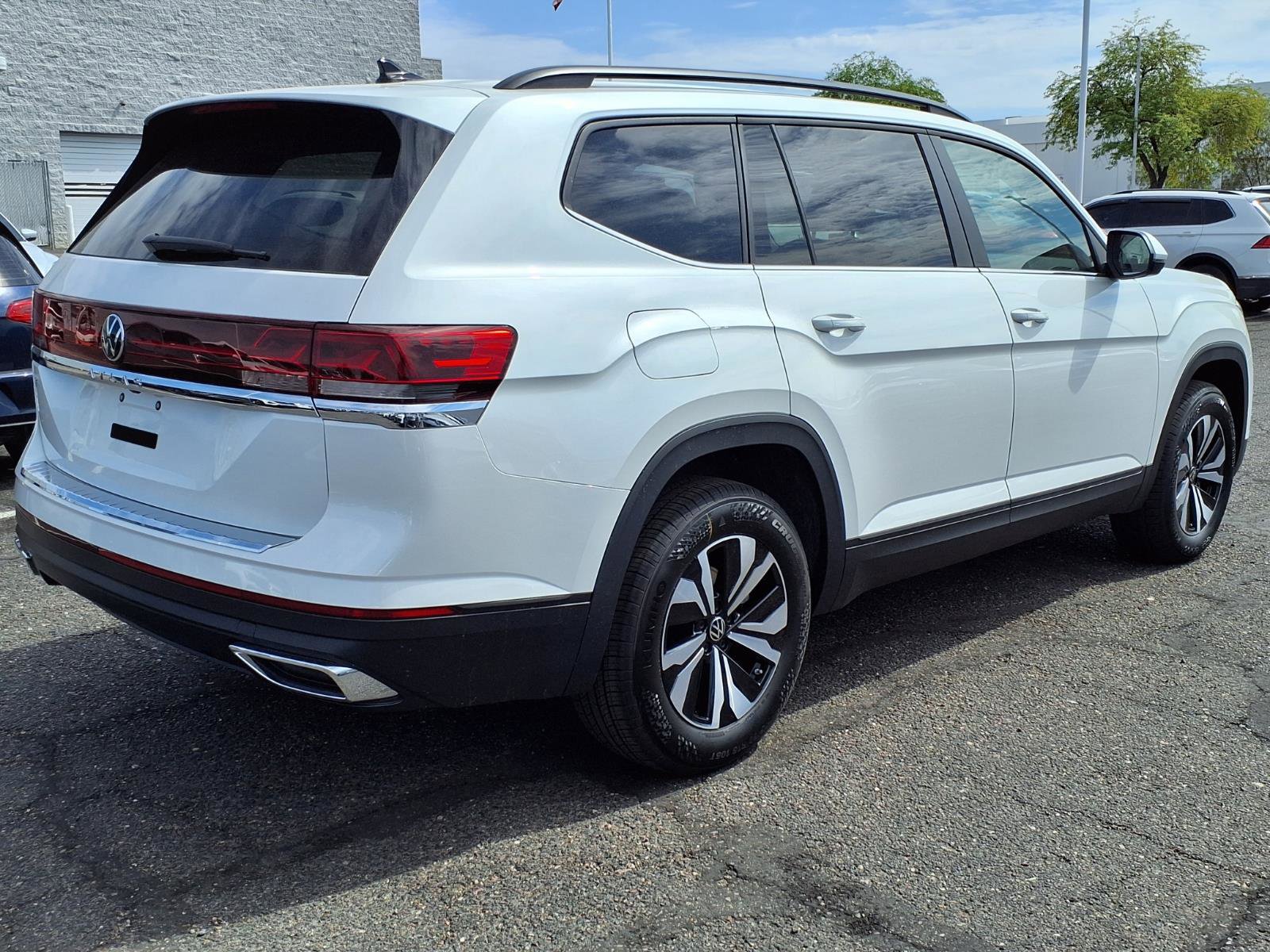 New 2026 Volkswagen Atlas SE image 5