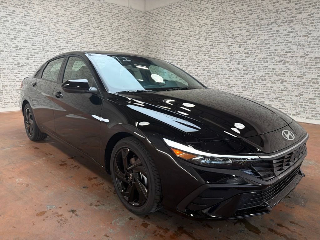 New 2026 Hyundai Elantra SEL Sport