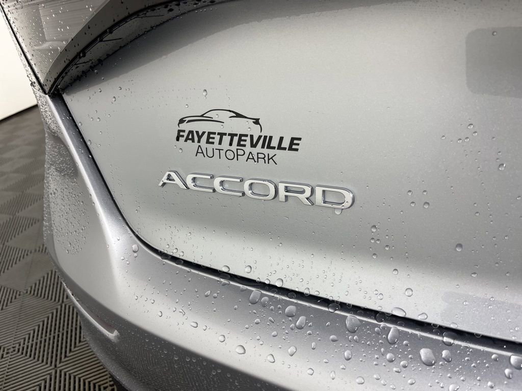 New 2025 Honda Accord SE image 3