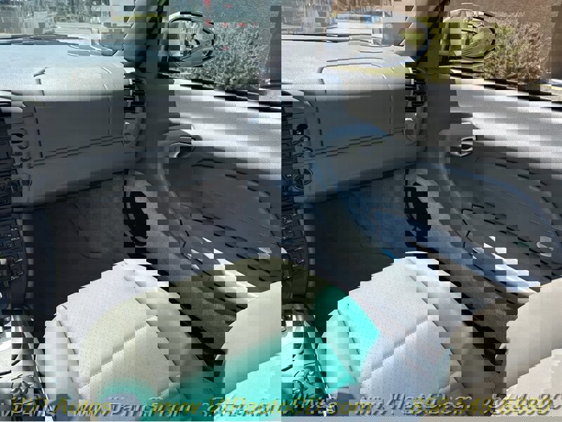 Used 2001 Porsche 911 Carrera 4 image 18