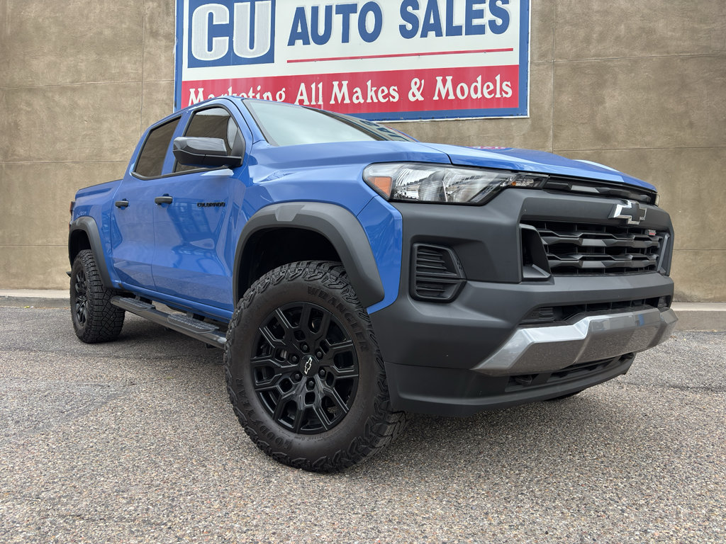 Used 2025 Chevrolet Colorado Trail Boss w/ LPO, Tailgate Decal Package