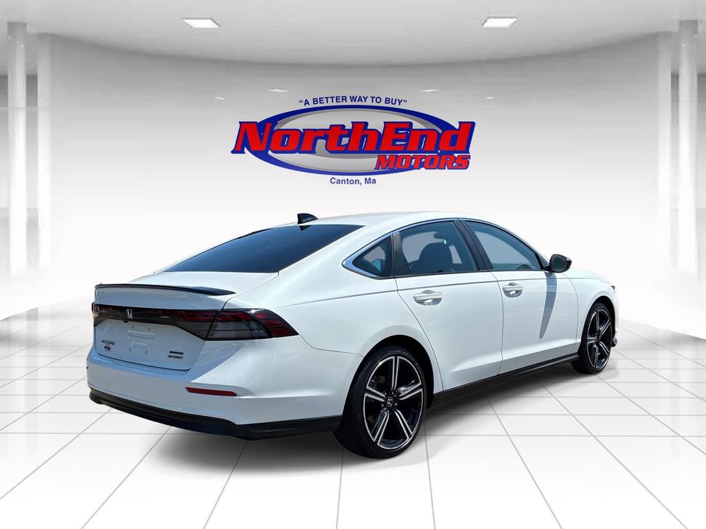 Used 2024 Honda Accord Sport image 7