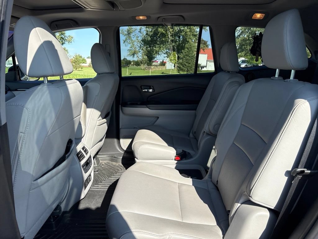 Used 2021 Honda Pilot Elite image 15