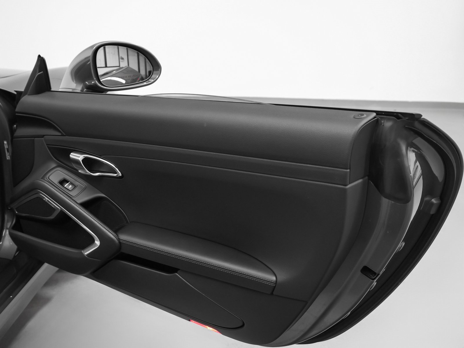 Used 2017 Porsche 911 Carrera S image 36