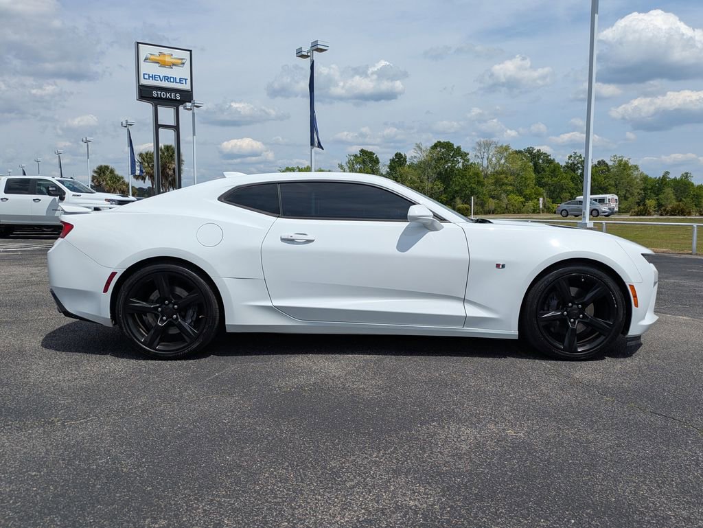 Used 2017 Chevrolet Camaro SS RWD image 5