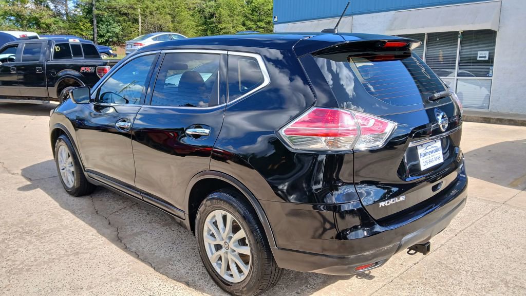 Used 2015 Nissan Rogue S image 5