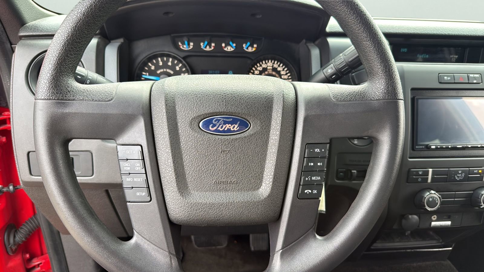 Used 2014 Ford F150 STX w/ Equipment Group 201A Mid AWD/4WD image 7