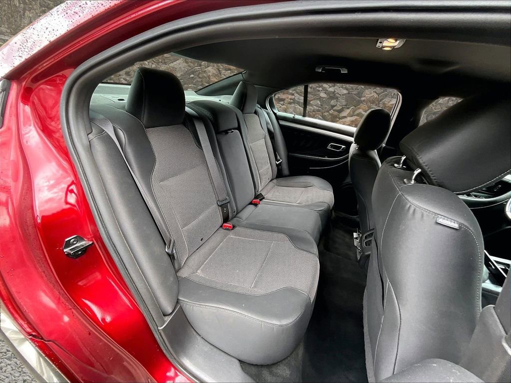 Used 2015 Ford Taurus SEL w/ Equipment Group 201A image 25