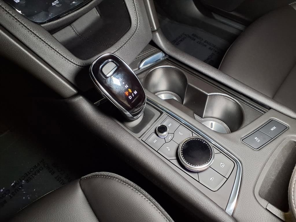 New 2026 Cadillac XT5 Luxury image 19