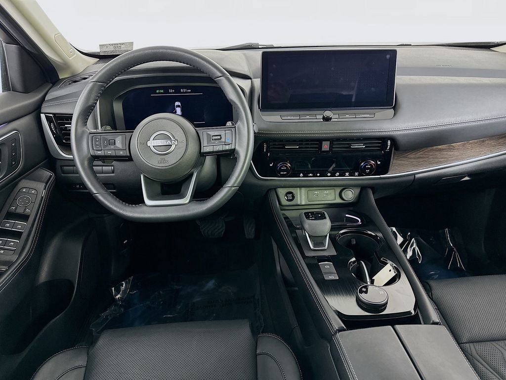 Certified 2024 Nissan Rogue Platinum image 33