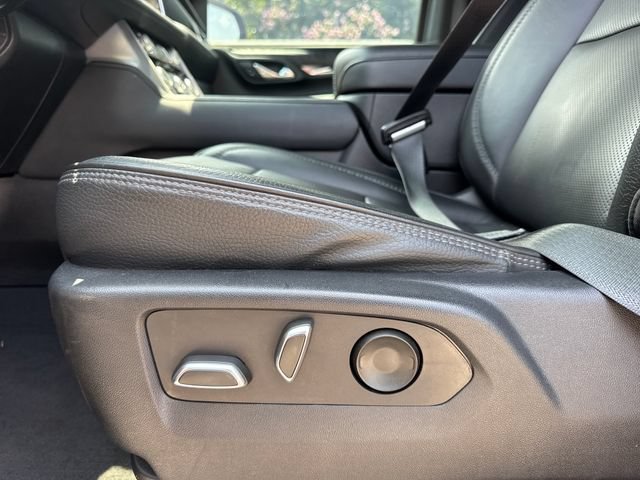 Used 2023 GMC Yukon Denali AWD/4WD image 15