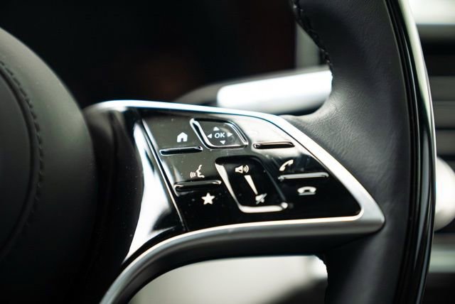 Used 2025 Mercedes-Benz Maybach S 580 4MATIC image 35