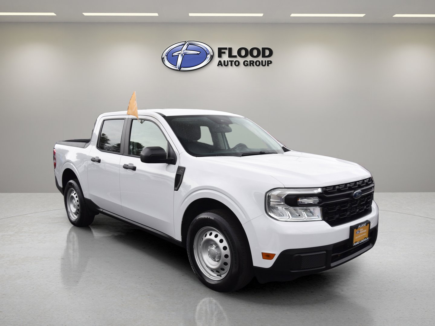 Used 2024 Ford Maverick XL image 1