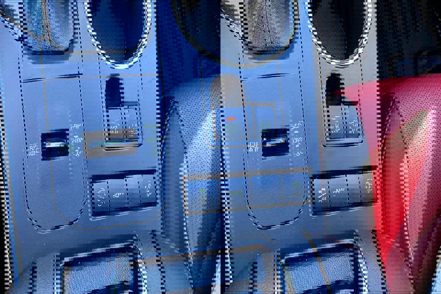 Certified 2021 Toyota Highlander XSE image 35