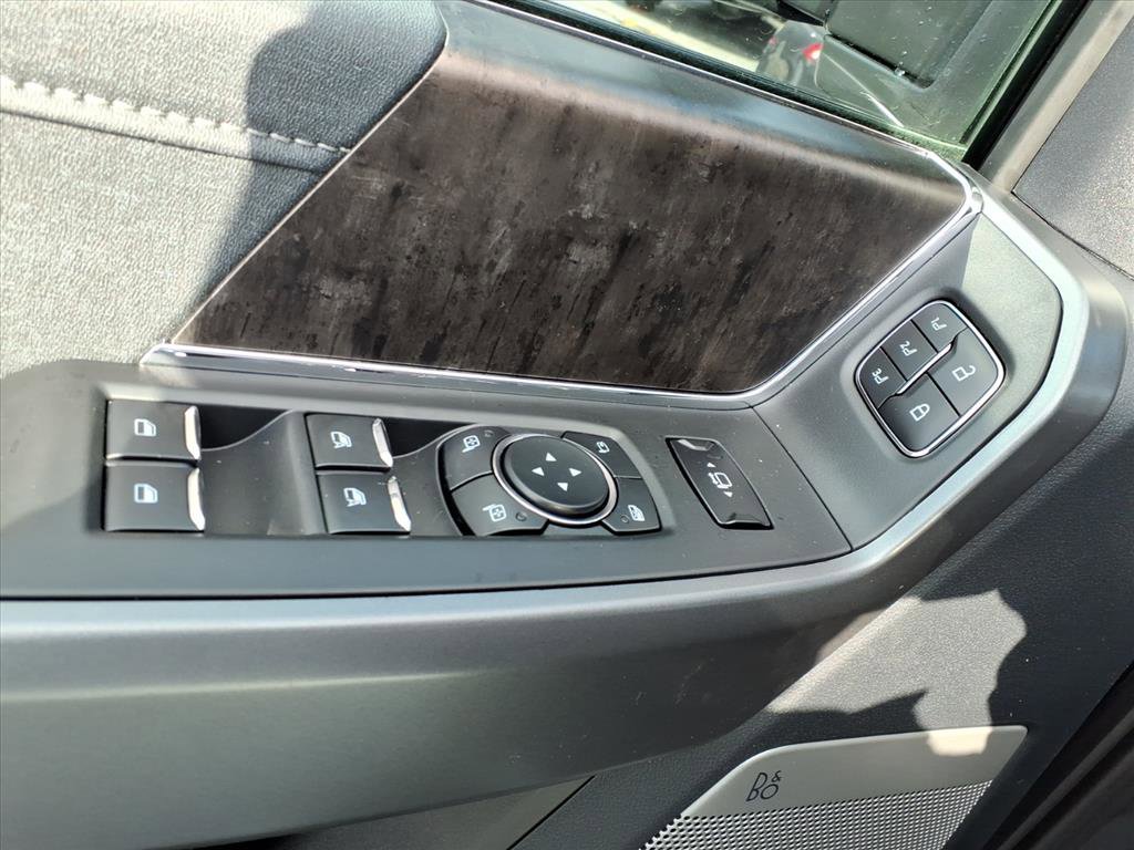 New 2026 Ford F250 Lariat w/ Lariat Ultimate Package image 34