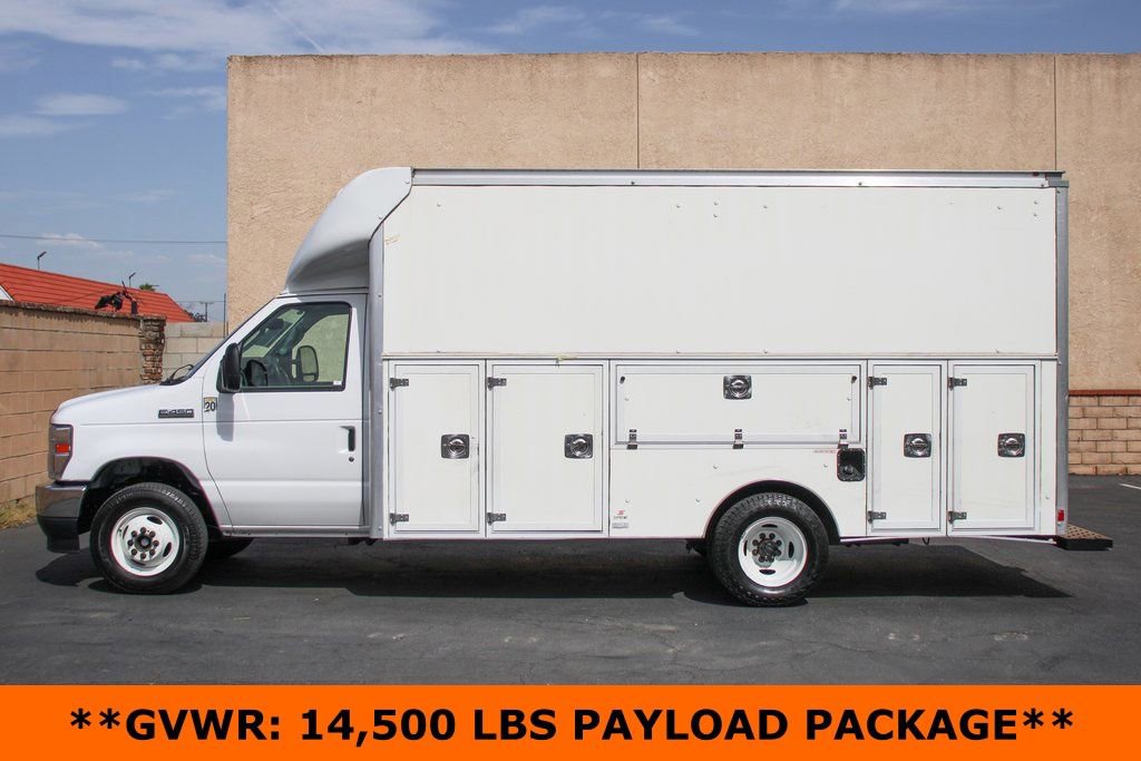 Used 2023 Ford E-450 and Econoline 450 Super Duty w/ Power Windows & Locks Group RWD image 5