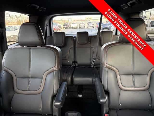 Certified 2025 Nissan Armada SL w/ Captain's Chari Seat Package image 20