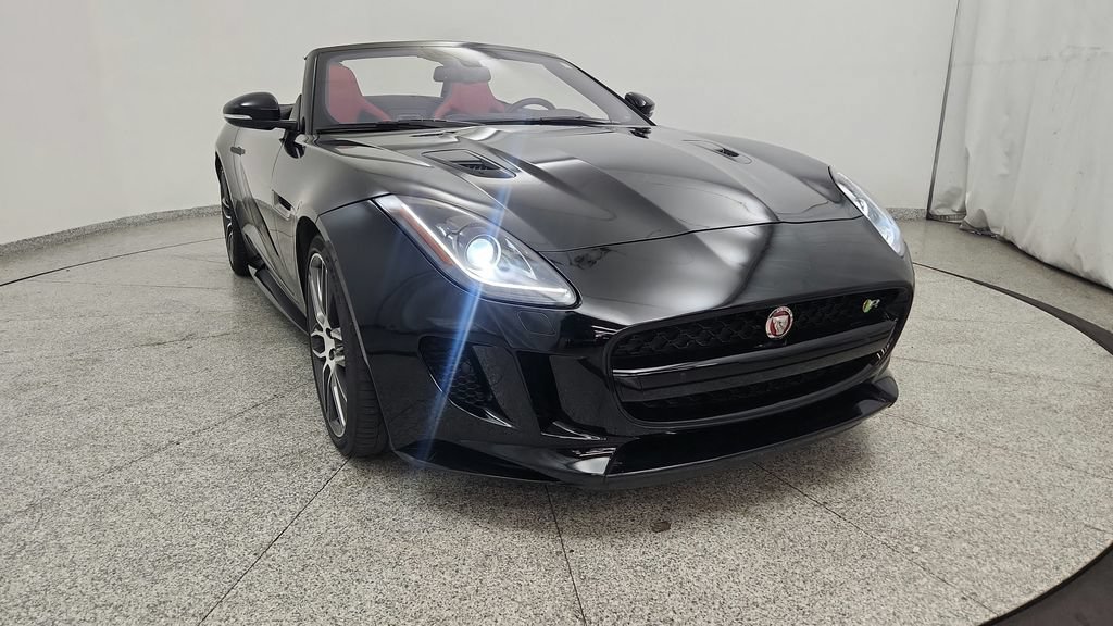 Used 2017 Jaguar F-TYPE R AWD/4WD image 12