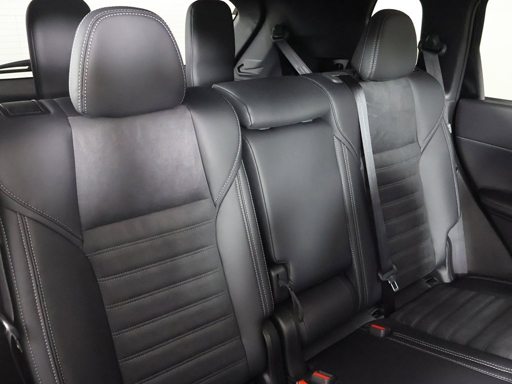 New 2025 Mitsubishi Outlander SE image 38