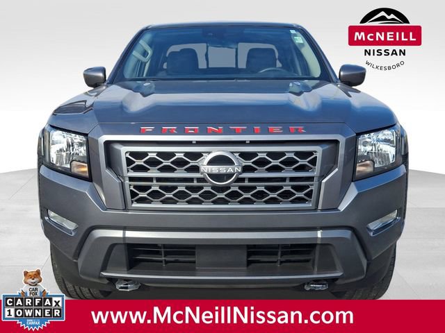 Used 2023 Nissan Frontier SV image 2