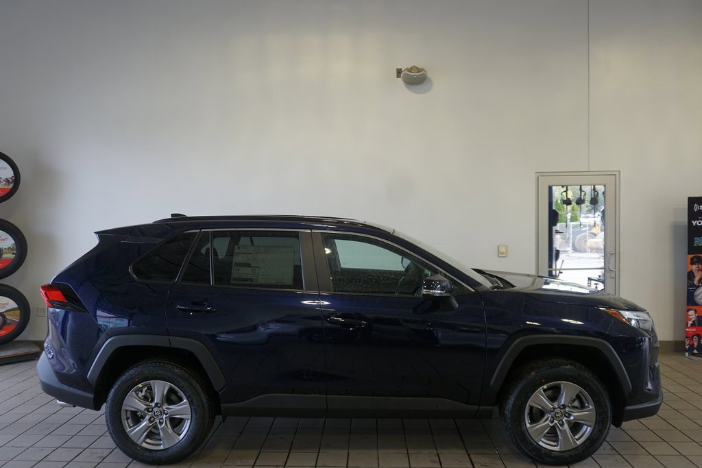 New 2025 Toyota RAV4 XLE image 17