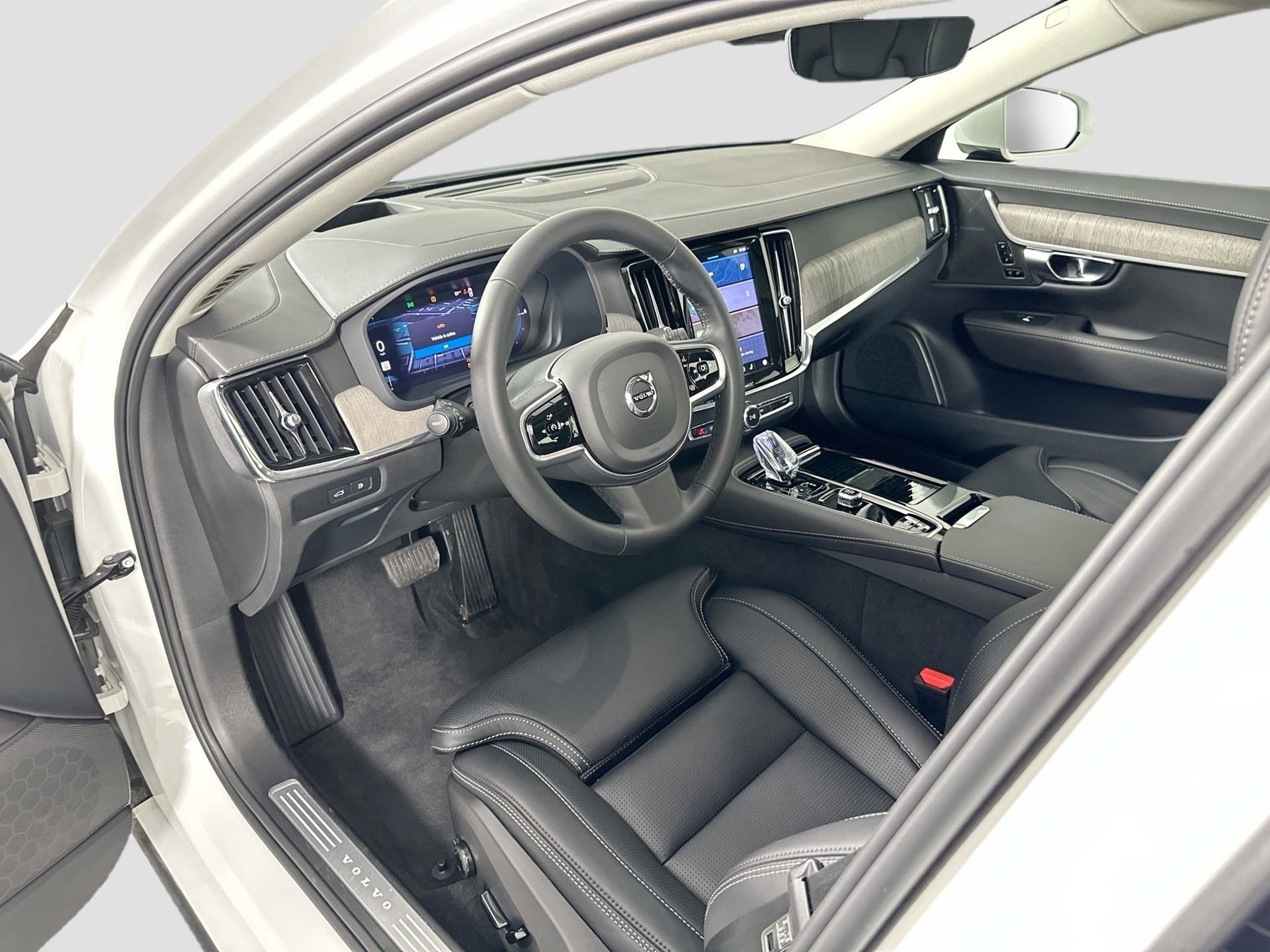 New 2025 Volvo S90 T8 Ultra image 10