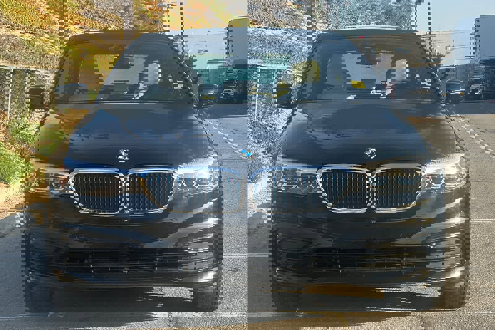 Used 2019 BMW 530e image 10