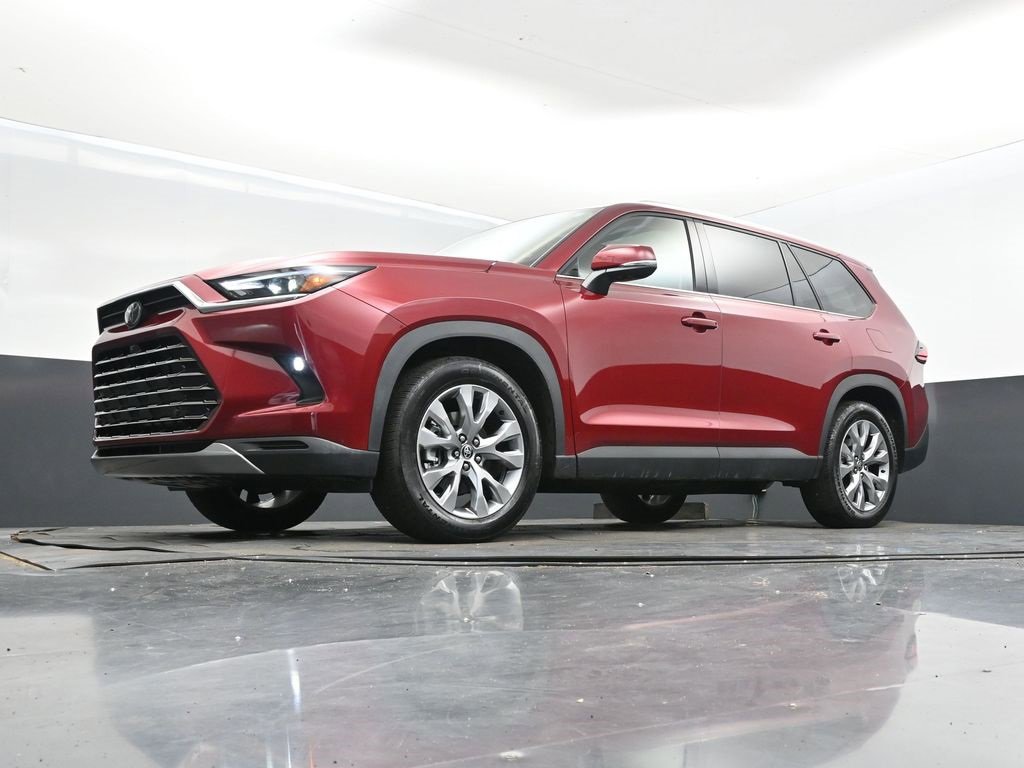 Used 2025 Toyota Grand Highlander FWD image 43