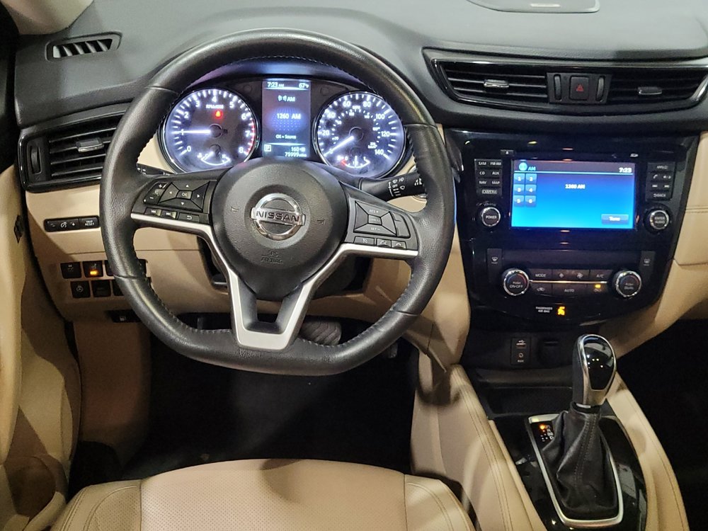 Used 2017 Nissan Rogue SL w/ SL Premium Package image 22