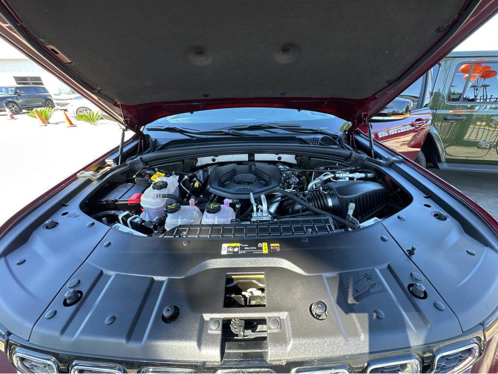 Used 2023 Jeep Grand Cherokee 4WD 4xe image 46